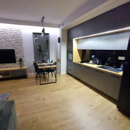 Apartament Plaza Tower Deluxe -Zagnanska Кельце Екстер'єр фото