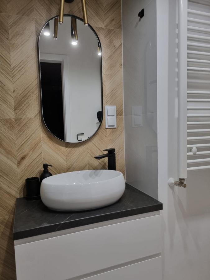 Apartament Plaza Tower Deluxe -Zagnanska Кельце Екстер'єр фото